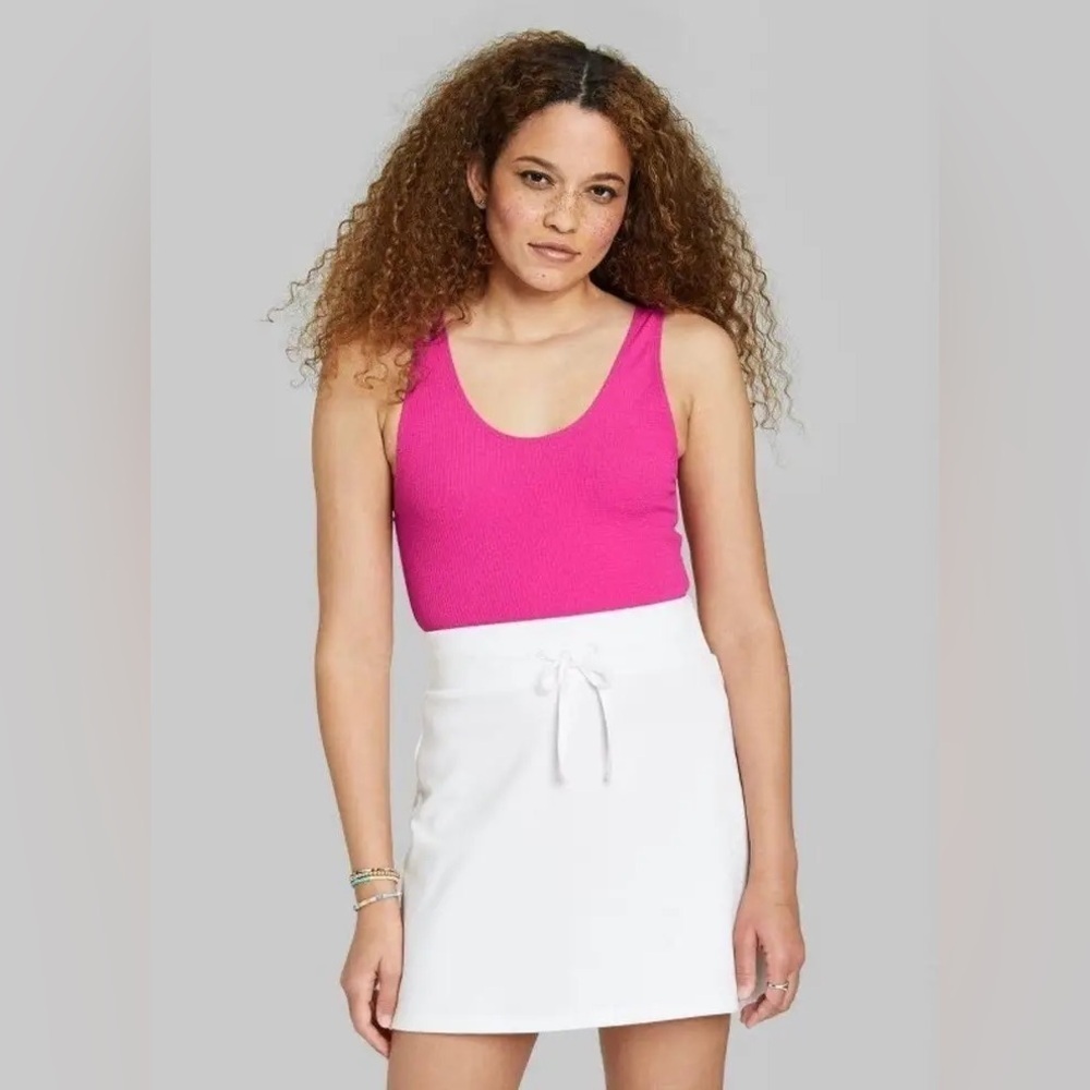 NWT Wild Fable Hot Pink Bodysuit Tank. Size S
